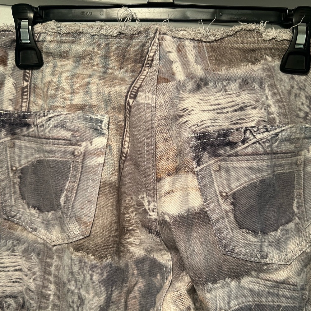Patchwork Wide-Leg Pants - Picture 5 of 11